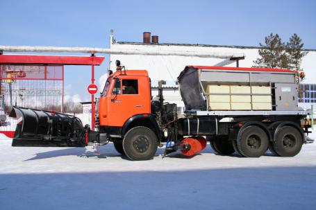 КДМ Snow Service на шасси КАМАЗ 65115 КДМ Snow Service на шасси КАМАЗ 65115